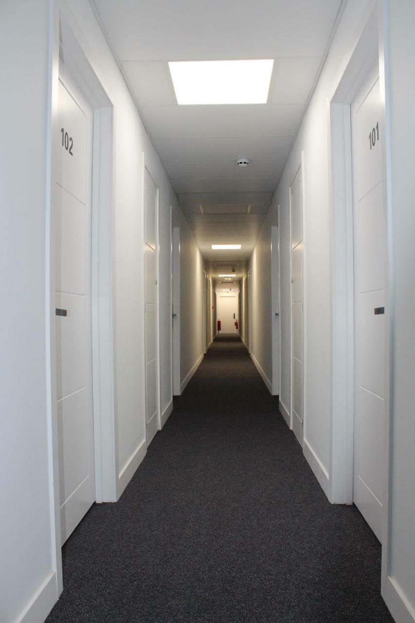 Sky Nights Hotel London Heathrow Hillingdon Esterno foto